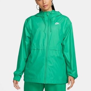 Nike sportswear essential hooded Woven repel jacket kelly green